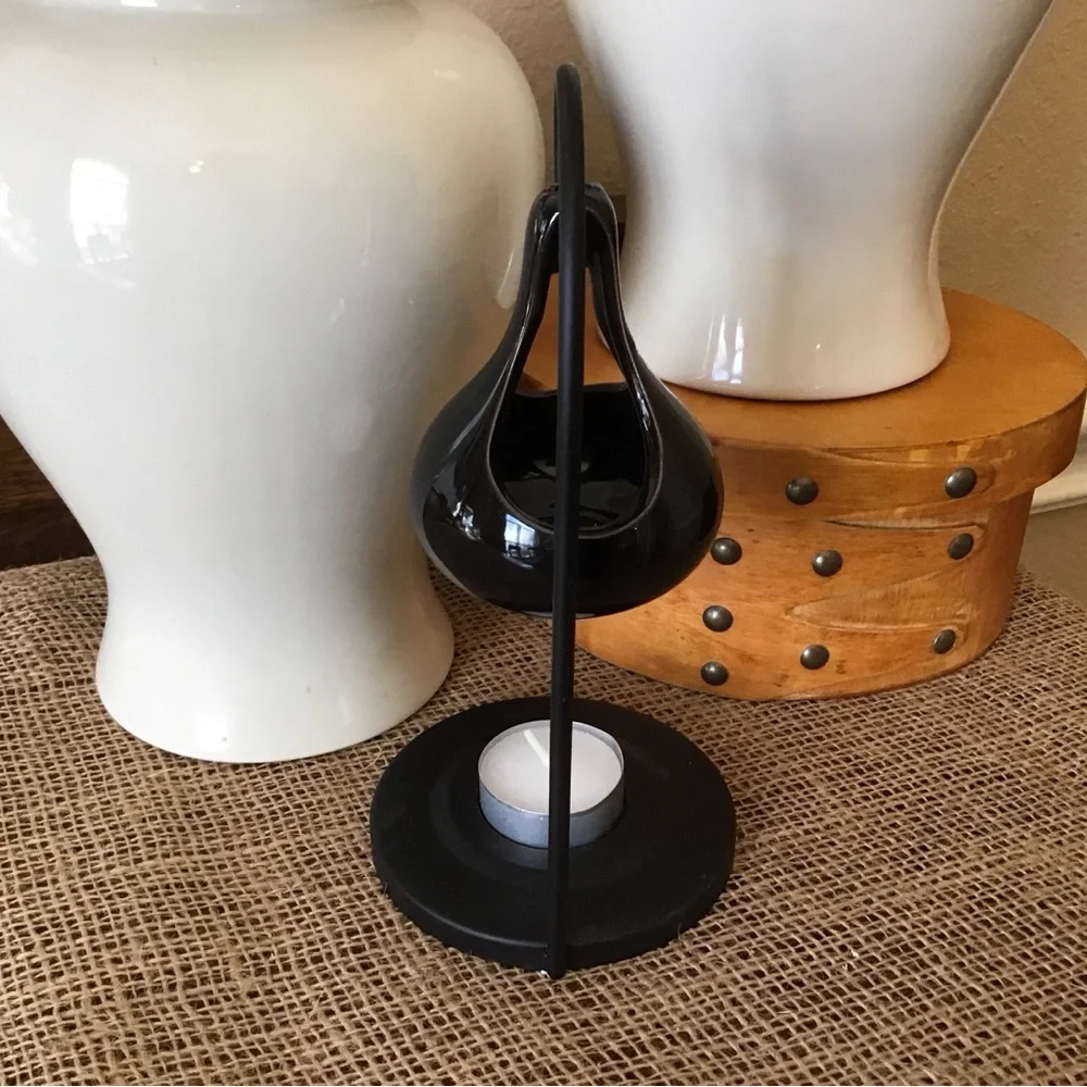 Tear drop and metal frame essential oil warmer diffuser